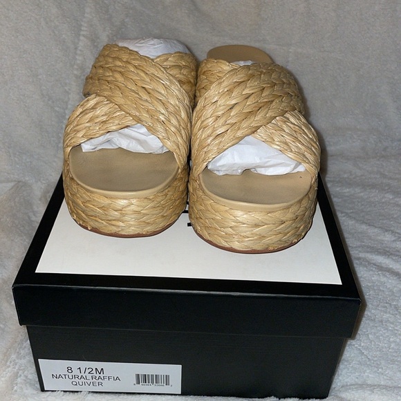 NWT J/SLIDES QUIVER Natural Raffia Sandal - Picture 7 of 15